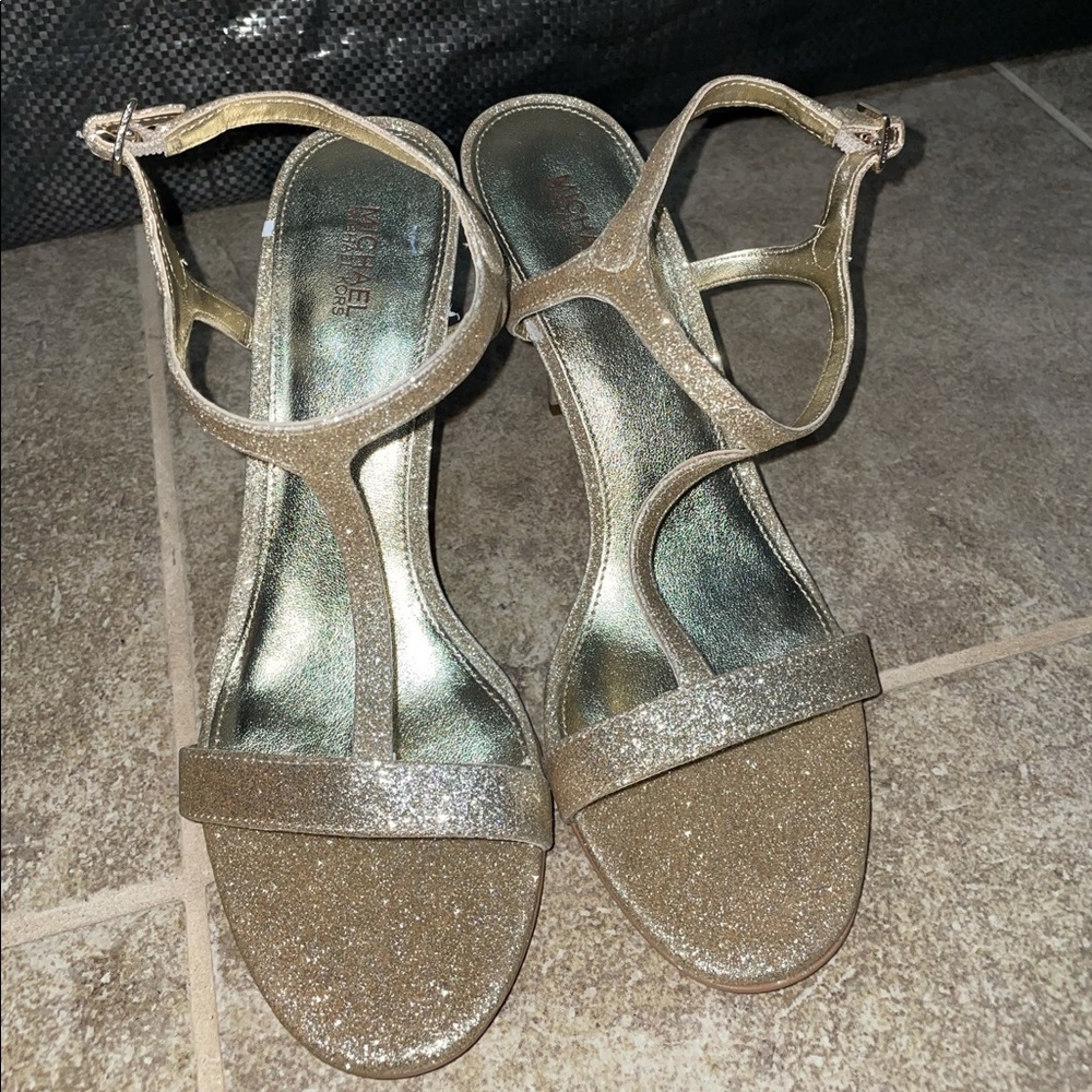 NWOT Michael Kors Gold Glitter Heels Size 8